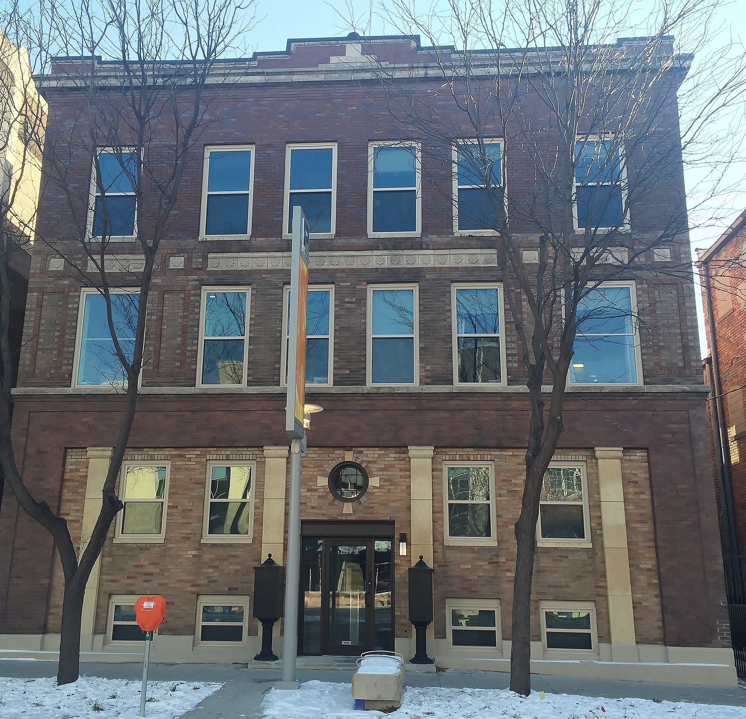 1421 P Street - 202